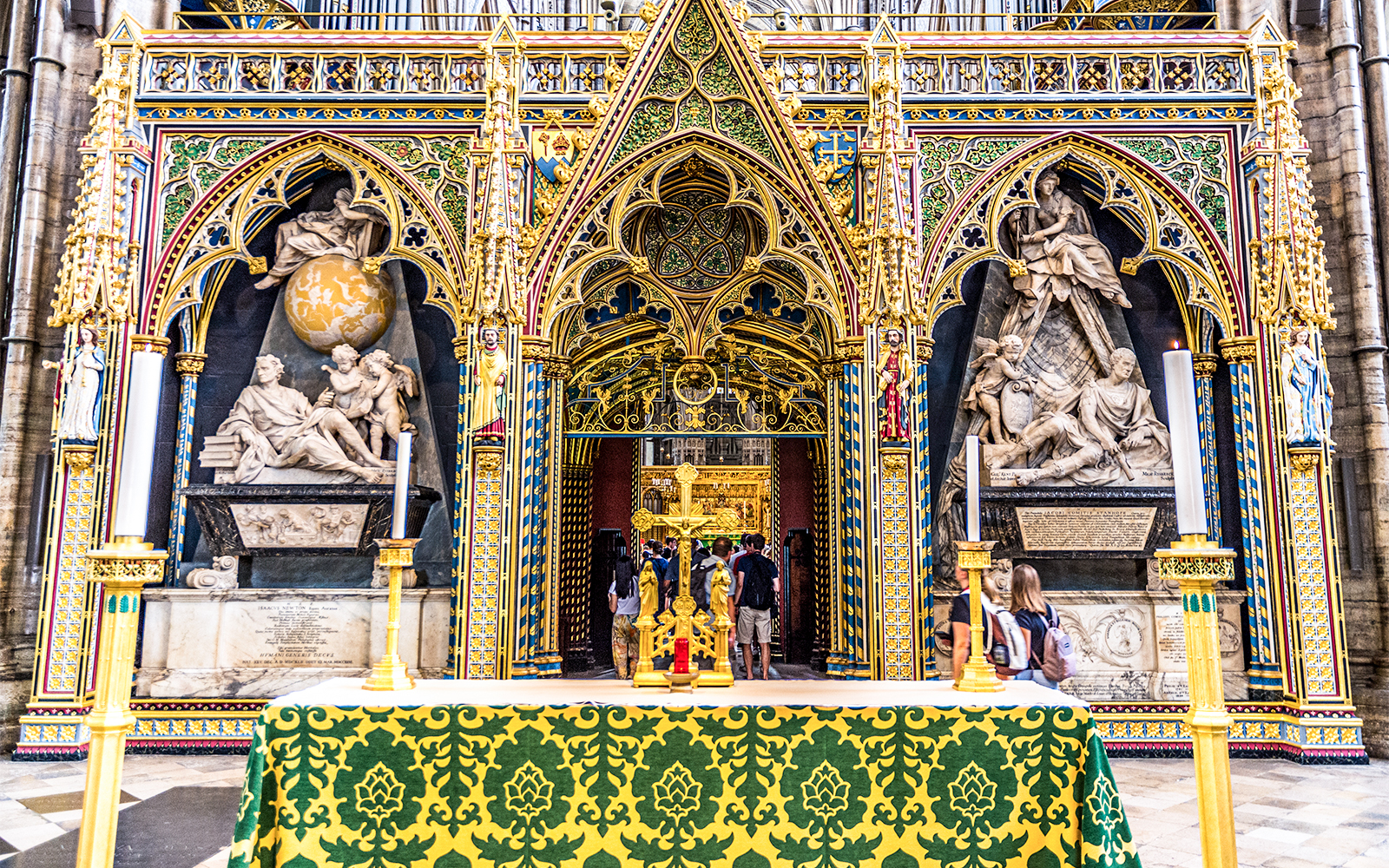 Sir Isaac Newton's Tomb inside Westminster Abbey, London.